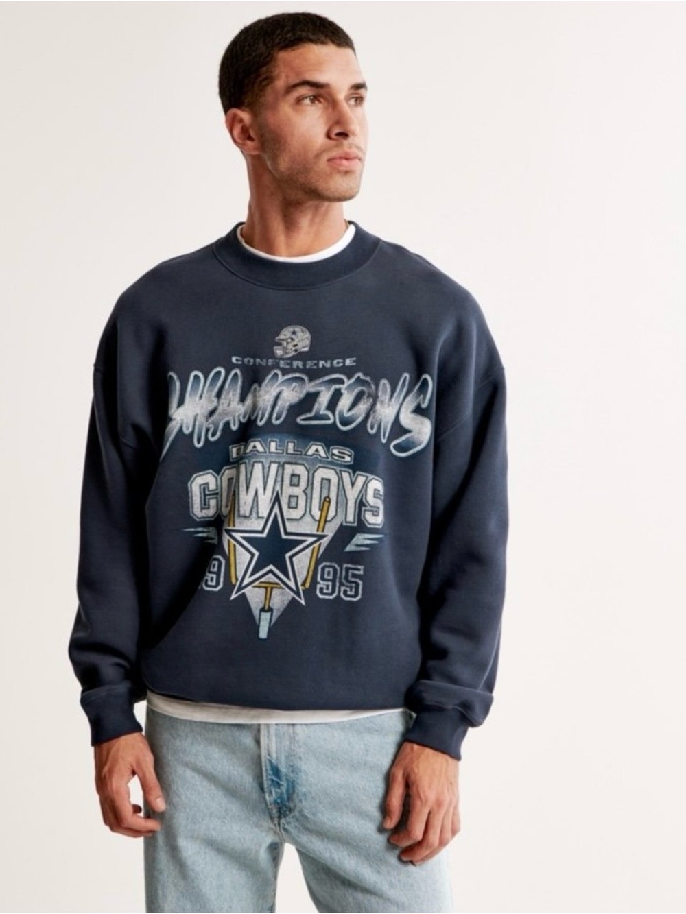 NWOT Abercrombie & Fitch Men's Dallas Cowboys Oversized Crewneck Navy Size Large